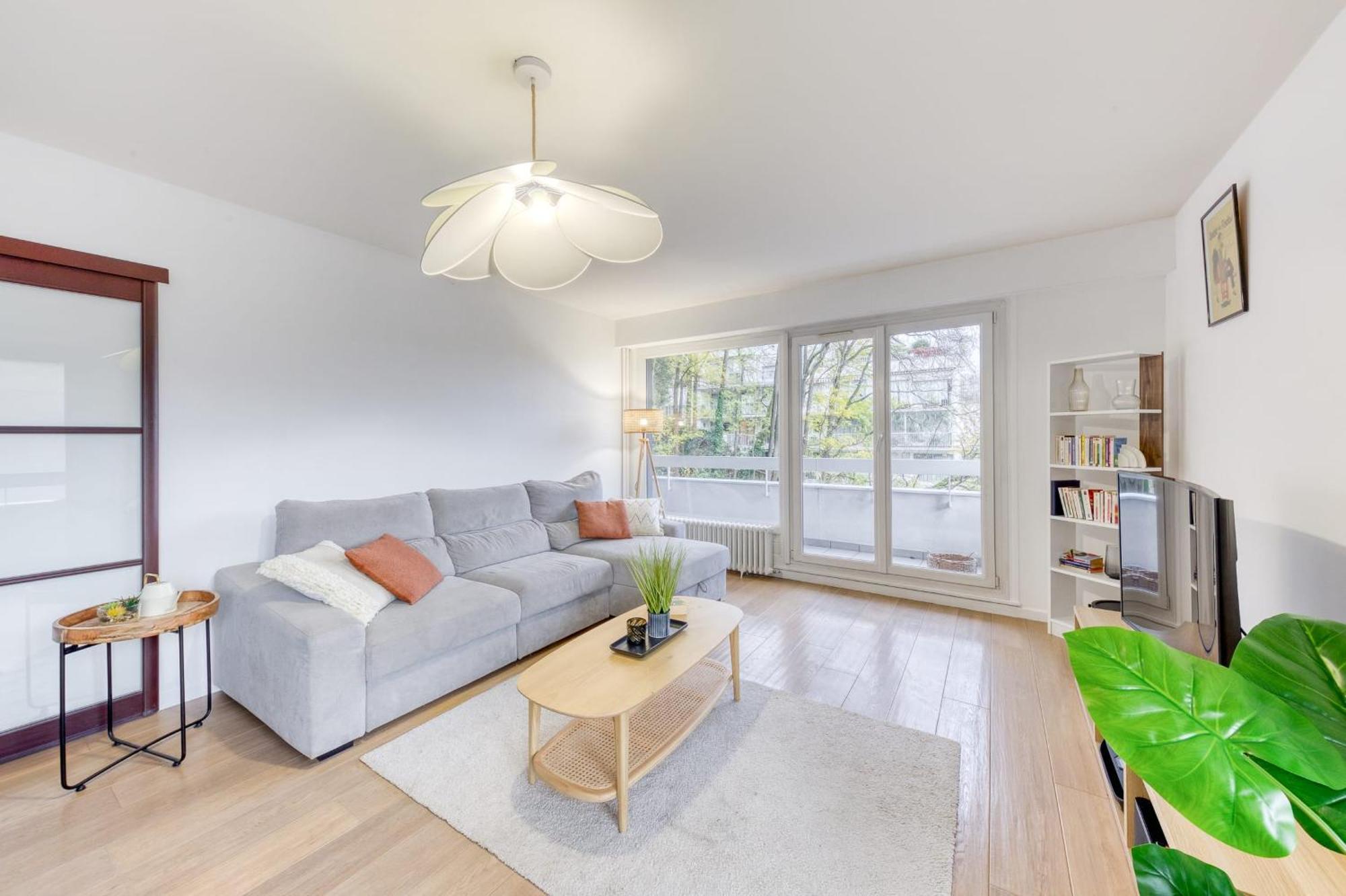 Grand Appartement Spacieux - Proche Paris Sèvres Exterior foto