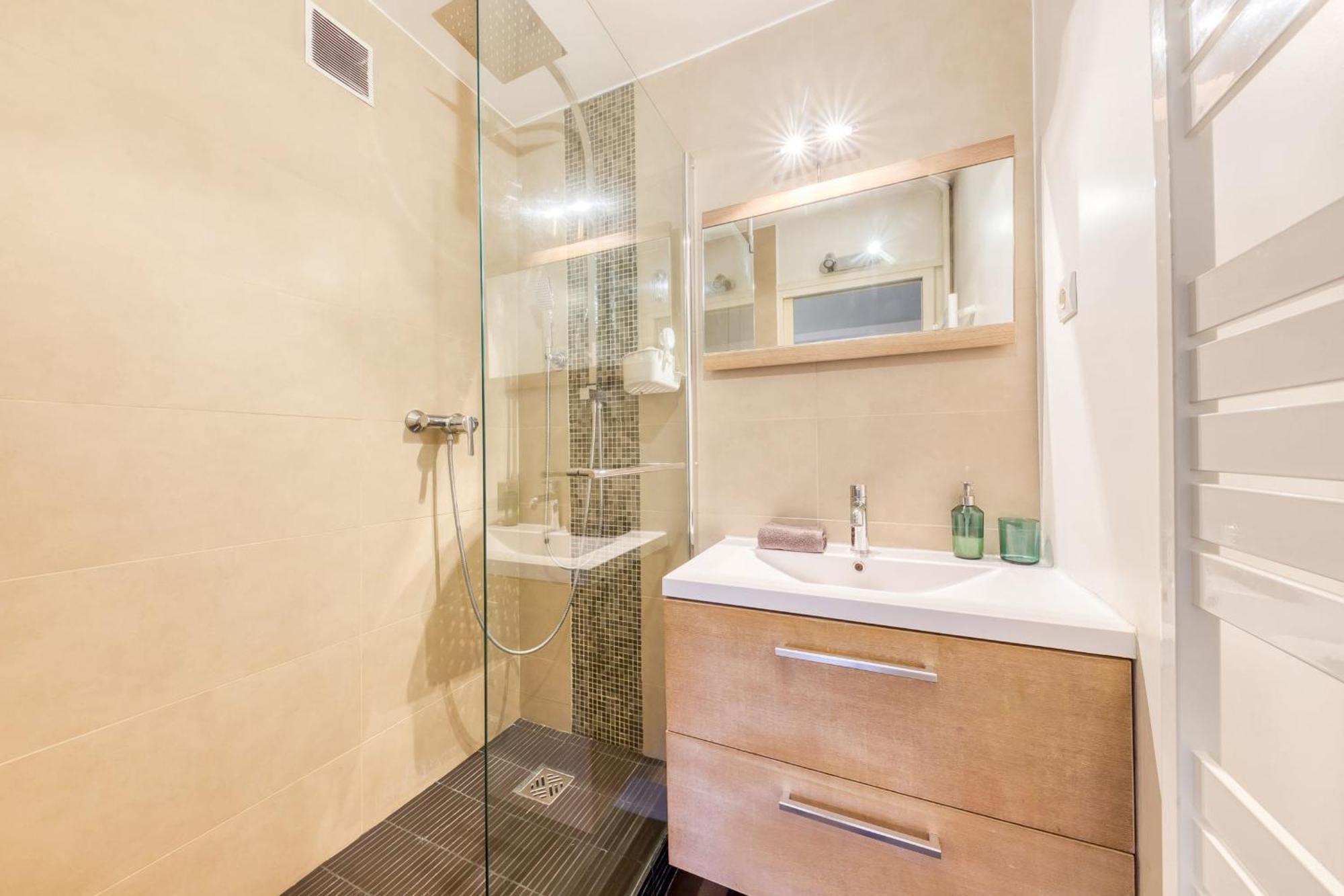 Grand Appartement Spacieux - Proche Paris Sèvres Exterior foto