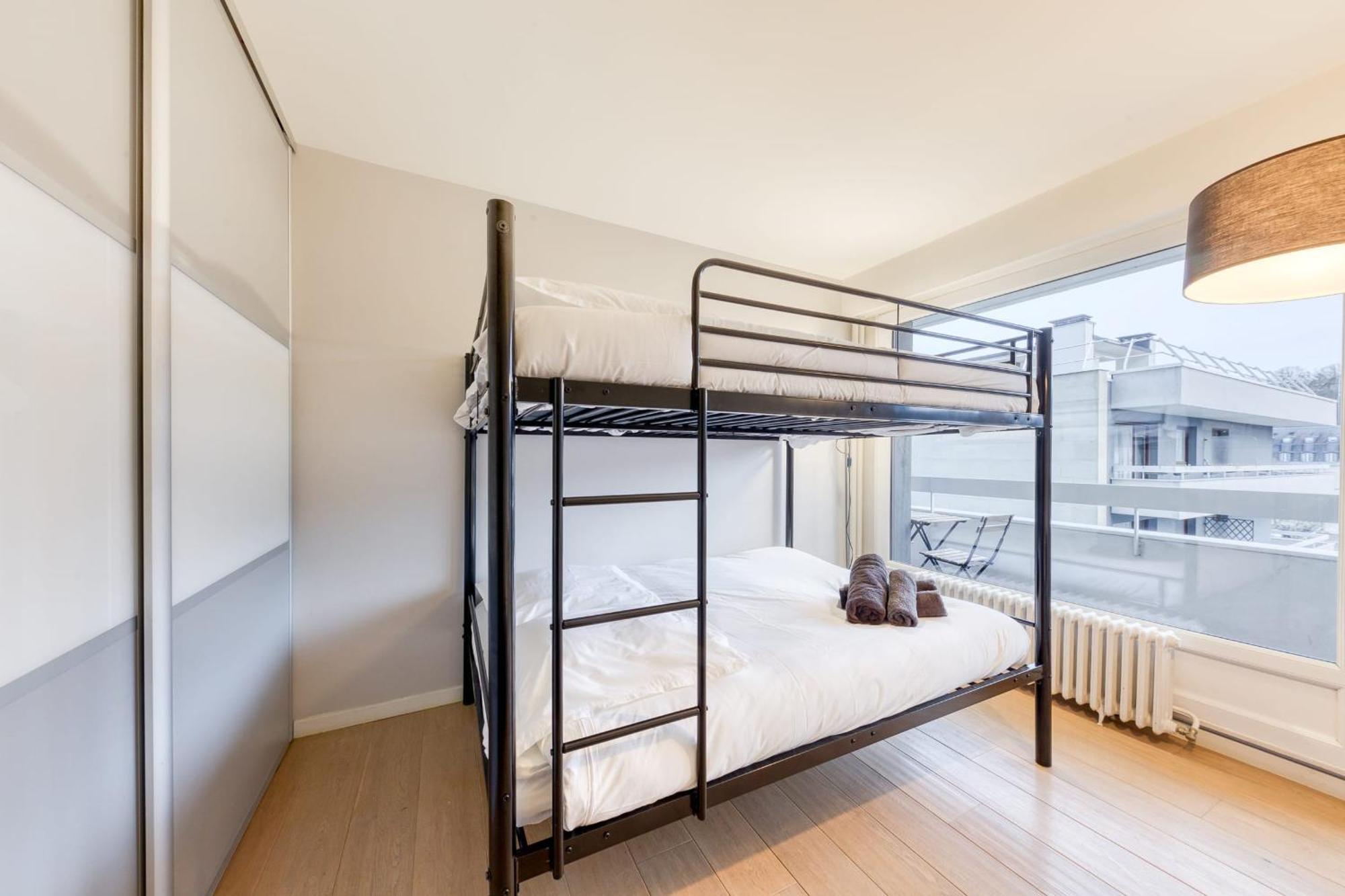 Grand Appartement Spacieux - Proche Paris Sèvres Exterior foto